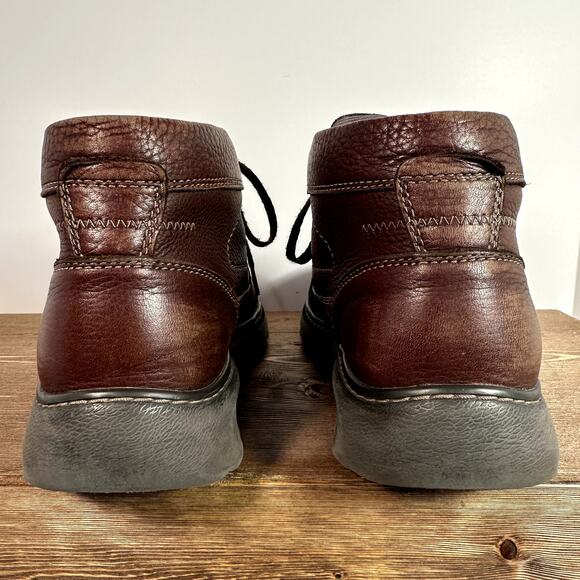 Clarks Leather Chukka Ankle Boots Mens 8.5 W Brown Lace Up Comfort Shoes Casual main image 8